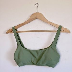 *NEVER WORN* Aerie Olive Scoop Bikini Top - M